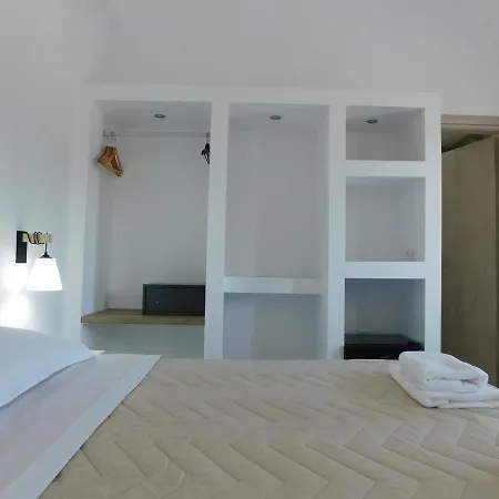 Bed & Breakfast East