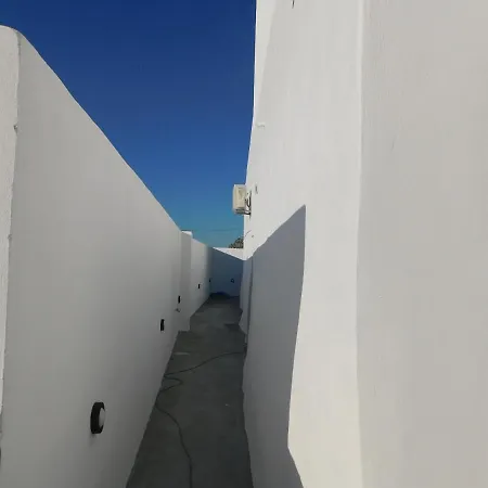 East Fira (Santorini)